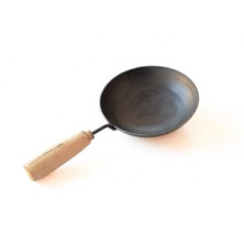Iron Tadka Pan (Kadukuthali)-Wooden handle